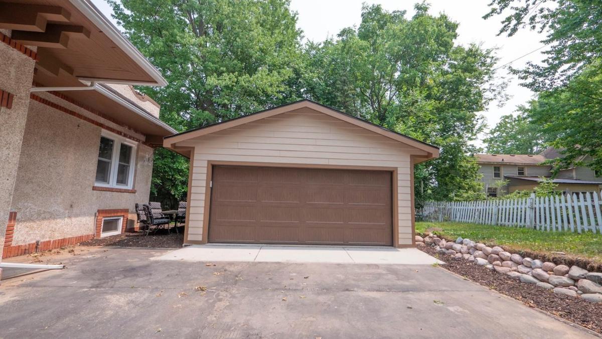 Spanish Charm 4Bed/3Bath Waupaca Экстерьер фото