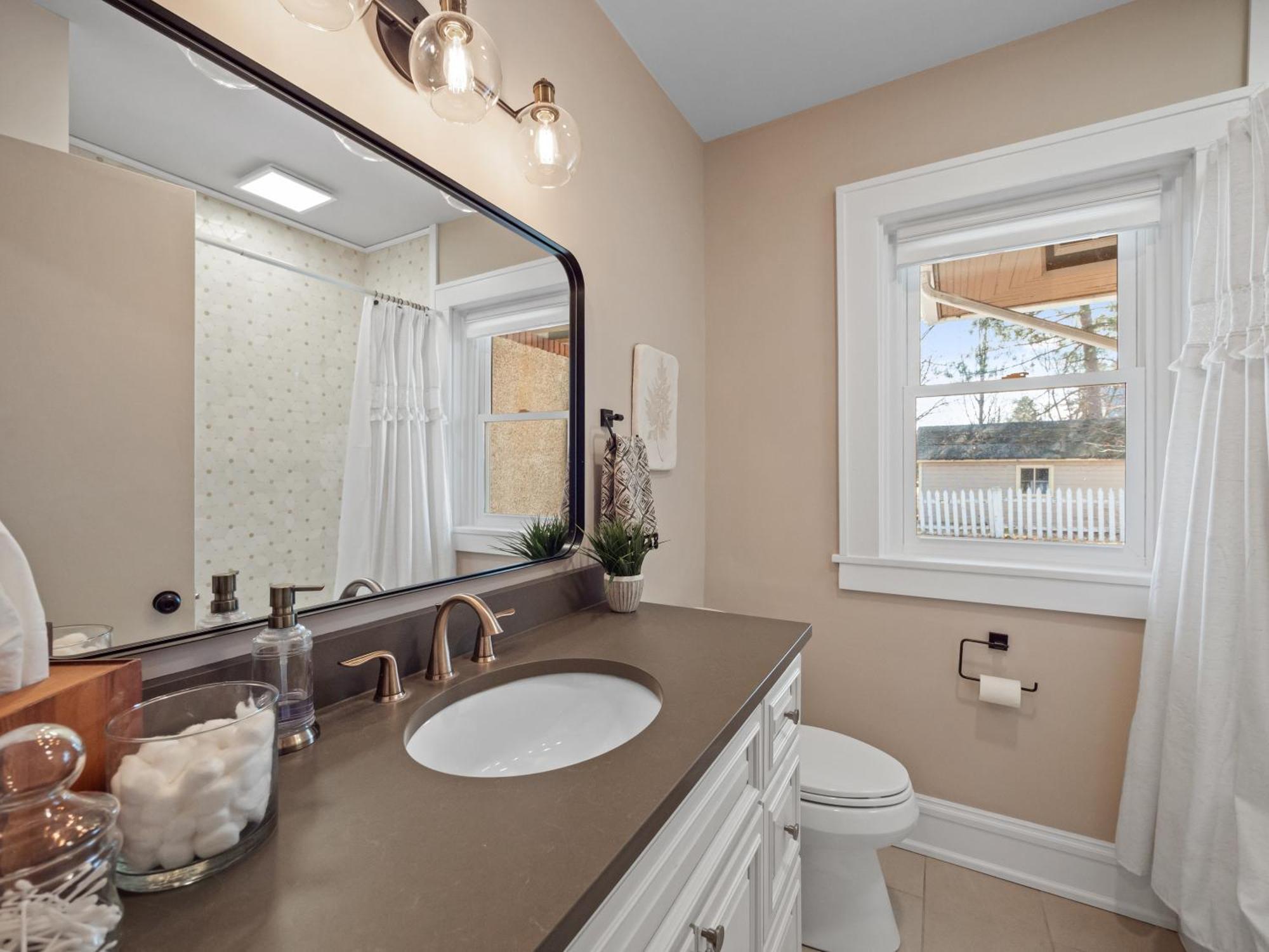 Spanish Charm 4Bed/3Bath Waupaca Экстерьер фото